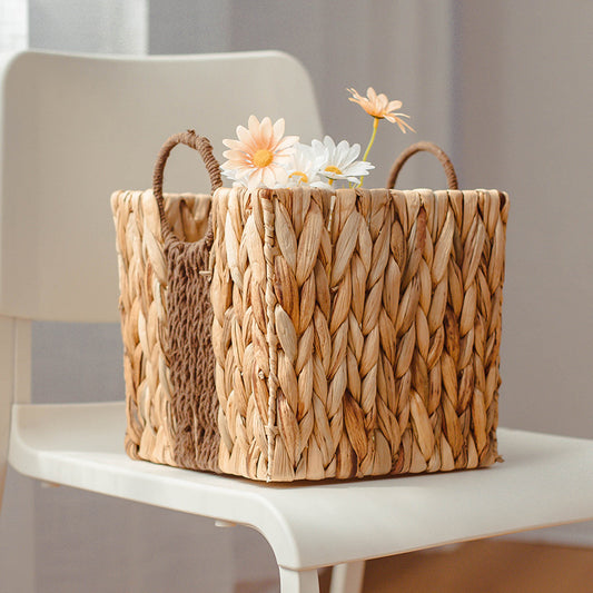 Simple and practical storage basket